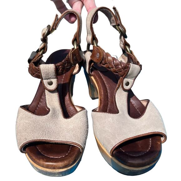 Frye Stephanie Braided T-Strap Tan Suede Slingback Sandals w/Block Heels Size 8 - Picture 2 of 14